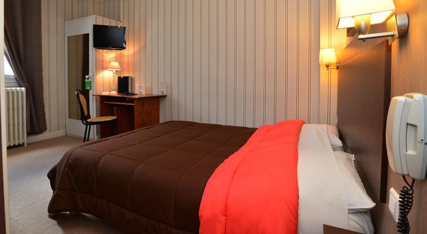 Hotel La Croix Blanche Tarbes Habitación foto