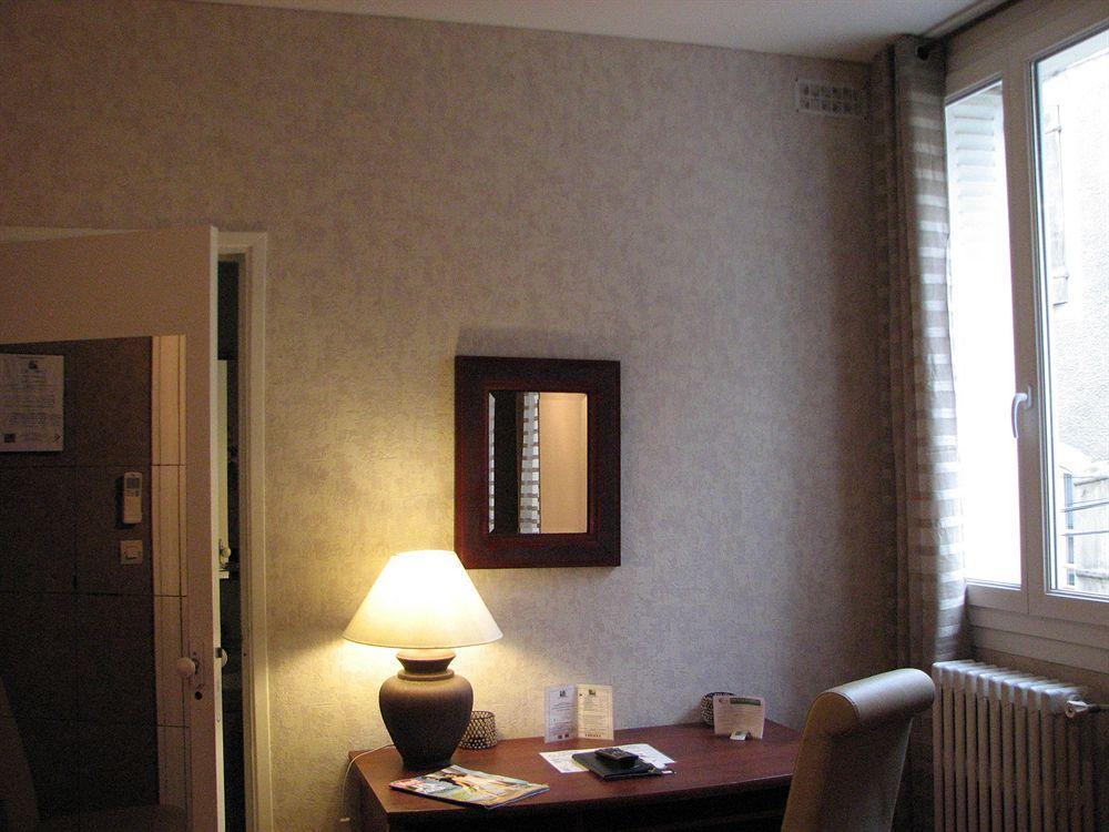 Hotel La Croix Blanche Tarbes Exterior foto